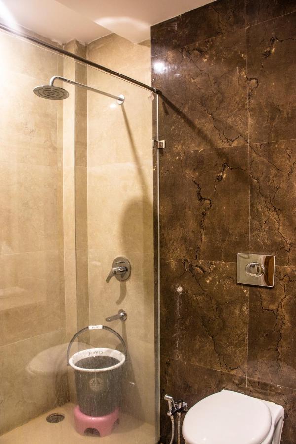 Hotel Landmark Rewa Dış mekan fotoğraf
